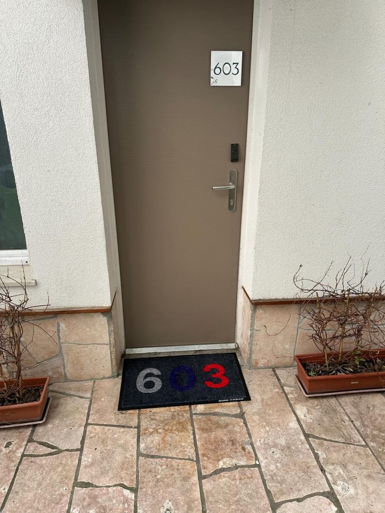 tapico-tapis-antisalissure-personnalisé-ou-uni-sur-mesure-pour-professionnels-entreprise-societe