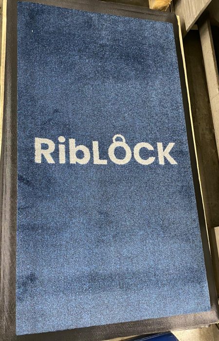 tapico-tapis-antisalissure-personnalisé-ou-uni-sur-mesure-pour-professionnels-riblock