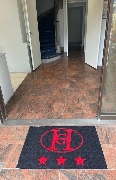 tapico-tapis-brosse-coco-naturel-ou-synthetique-personnalisé-ou-uni-sur-mesure-pour-professionnels-entreprise-societe