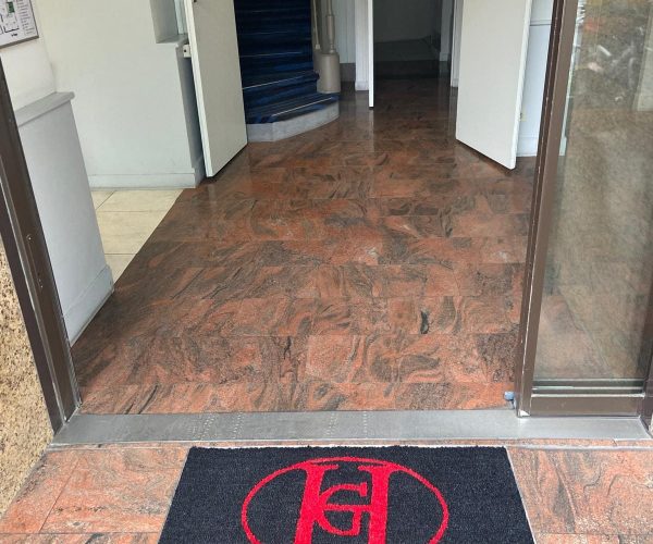 tapico-tapis-brosse-coco-naturel-ou-synthetique-personnalisé-ou-uni-sur-mesure-pour-professionnels-entreprise-societe