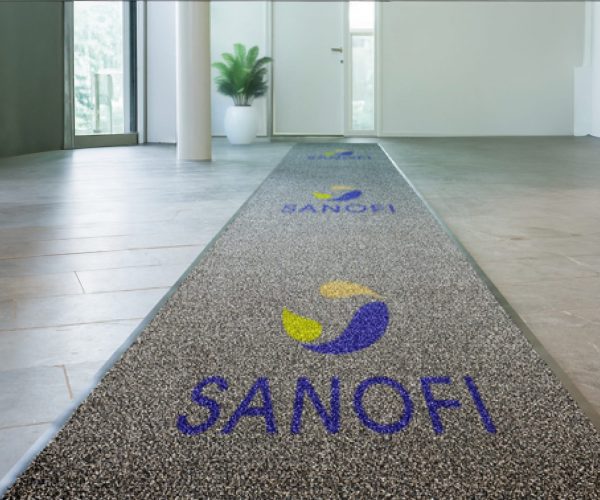 tapico-tapis-antisalissure-personnalisé-ou-uni-sur-mesure-pour-professionnels-SANOFI-HALL