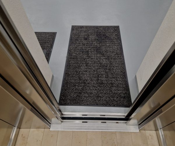 tapico-tapis-antisalissure-personnalisé-ou-uni-sur-mesure-pour-professionnels