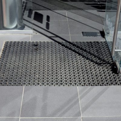 tapico-tapis-caoutchouc-personnalisé-ou-uni-sur-mesure-pour-professionnels