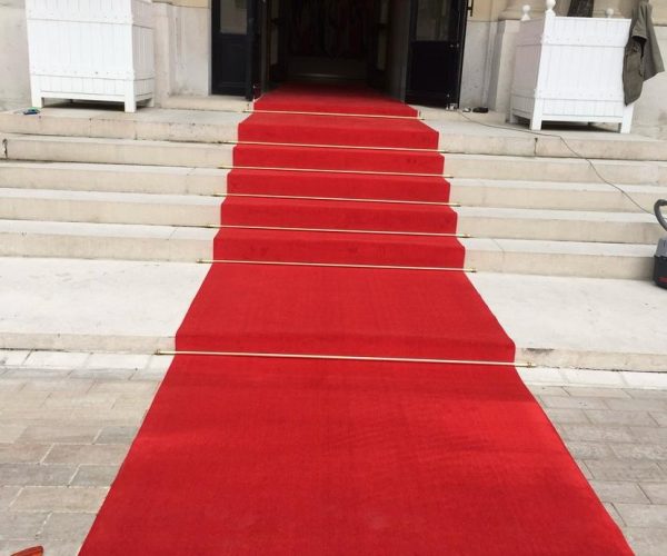tapico-tapis-evenementiel-pvc-personnalisé-ou-uni-pour-professionnels-hotels-cour-elysees-Paris